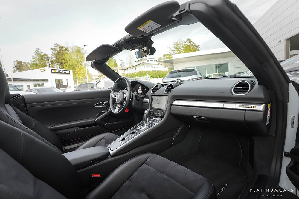 Porsche 718 Boxster PDK / Sport Chrono / Sport-Avgas / Sv.Såld