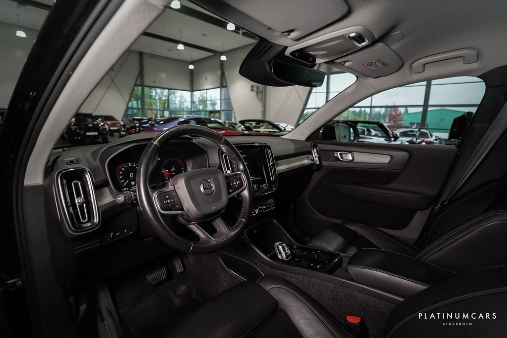 Volvo XC40 Recharge T5 Inscription / LEASEBAR / Värmare / Dragkrok
