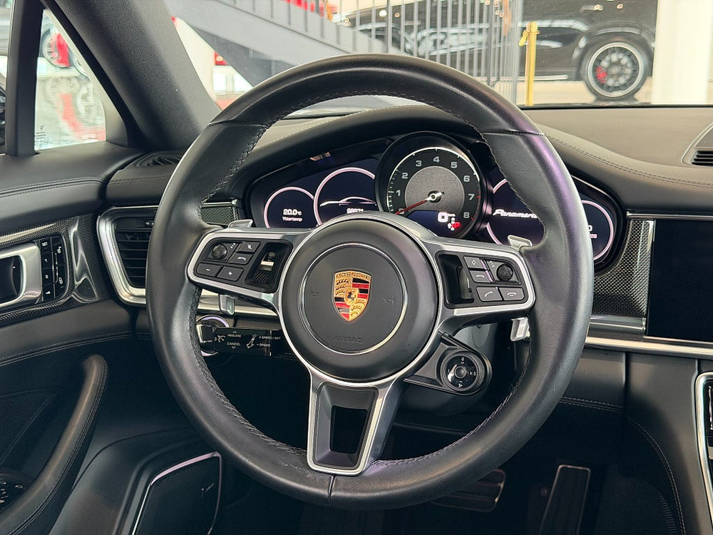 Porsche Panamera 4S PDK 440hk / PASM / Sport Chrono / PDLS / Navi / BOSE