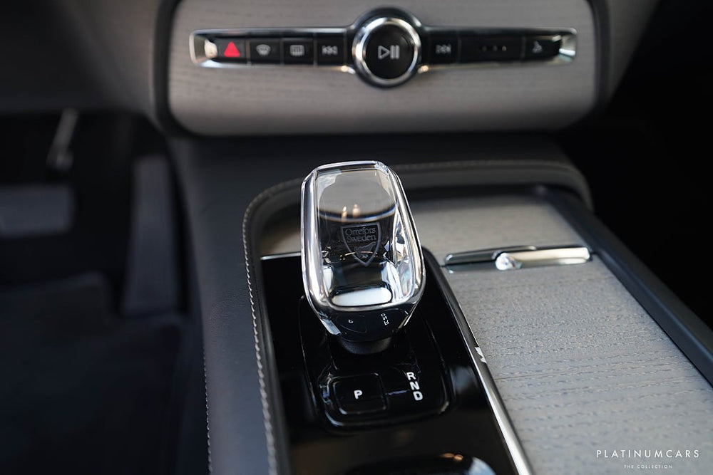 Volvo XC90 T8 AWD Ultra Dark 456hk / B&W / 22" / 7-sits / SE SPEC!