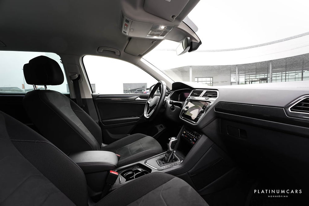Volkswagen Tiguan eHybrid 1.4 TSI DSG 245hk / Elegance / V-hjul / Matrix