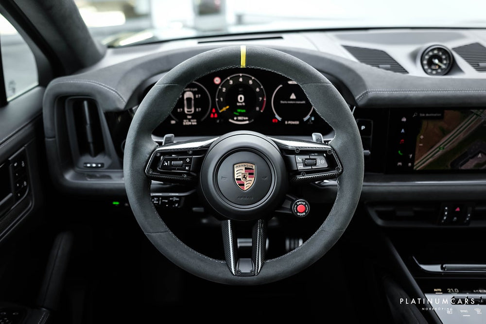 Porsche Cayenne Turbo GT E-hybrid Coupé 739hk / Sv.såld / PTS / LÅGA MIL