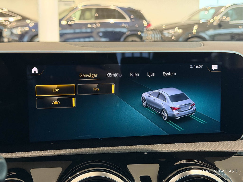 Mercedes-Benz A 220 Sedan AMG Line 190hk / CarPlay / Kamera