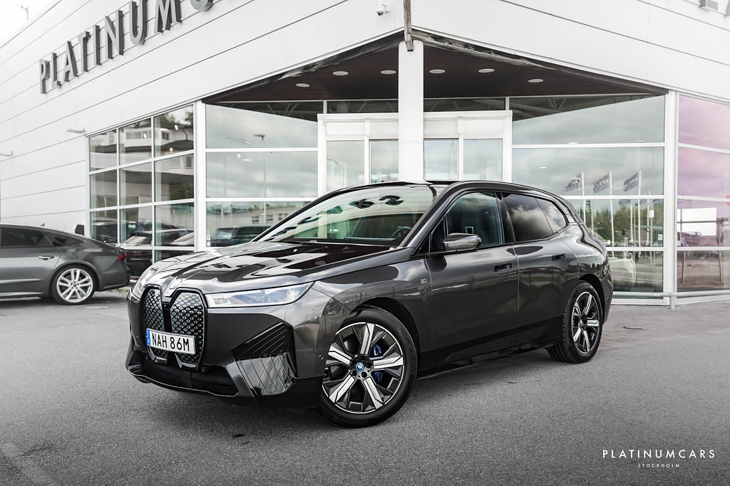 BMW iX M60 Comfort 619hk / LEASEBAR / B&W / HUD / Massage