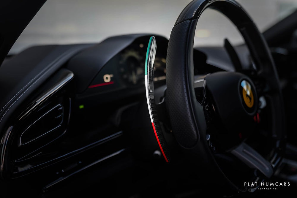Ferrari Purosangue 6.5 V12 725hk / Kolfiber / Massage / Pano / LEDs