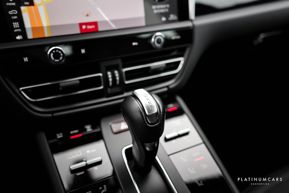 Porsche Macan S PDK 380hk / Sv.såld / Adaptiv / Trailer / Comfort