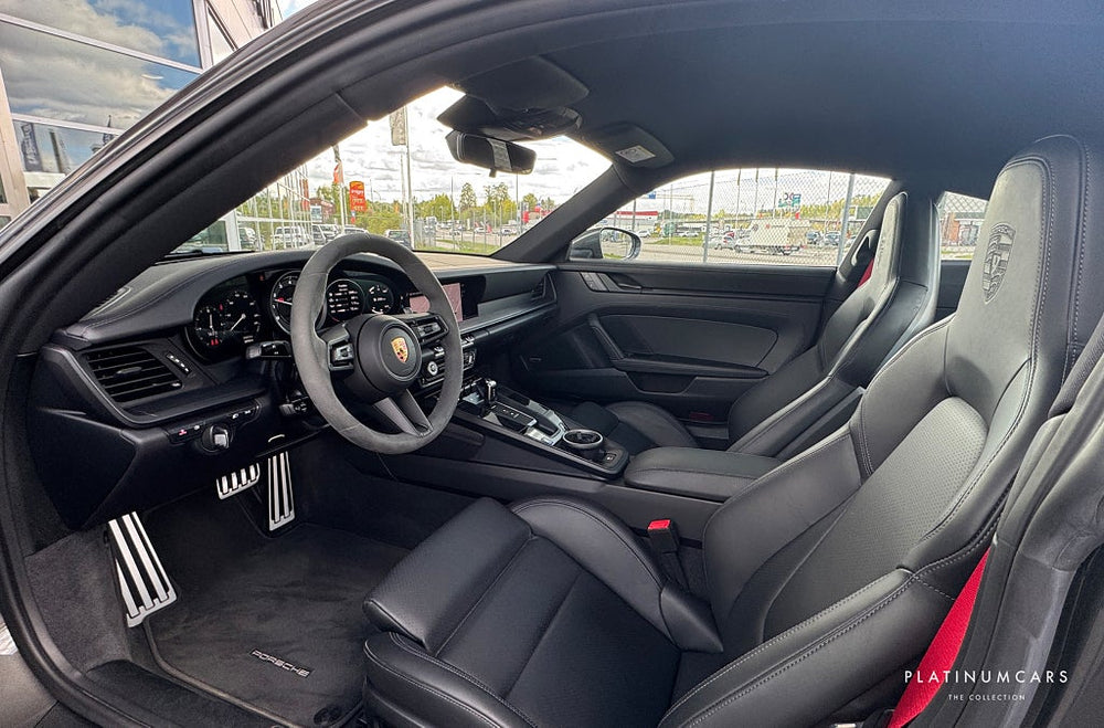 Porsche 911 992 Carrera 4 GTS PDK 480hk 2024 / Aero / 18-vägs