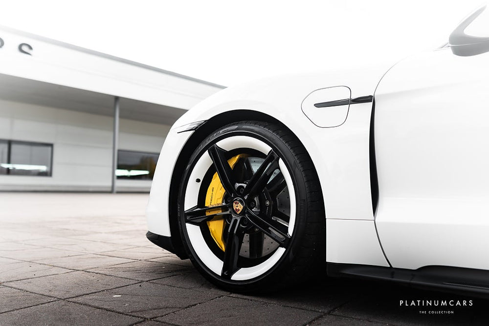 Porsche Taycan Turbo S Performance 761hk / Sv.såld / Carbon