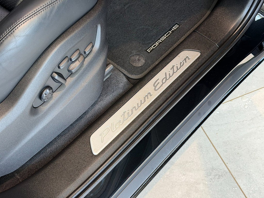Porsche Cayenne E-Hybrid 462 hk / PLATINUM / PASM / PDLS / 360° / PANO