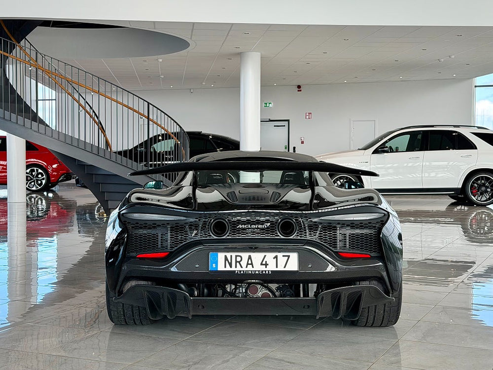 McLaren Artura Performance 700hk / MSO / NOVITEC / Full CARBON / B&W