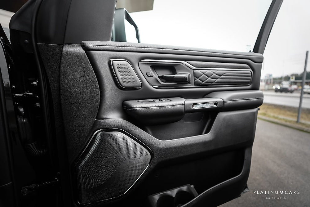 RAM 1500 Limited Rambox Night 2025 / OMG LEV /LEASEBAR