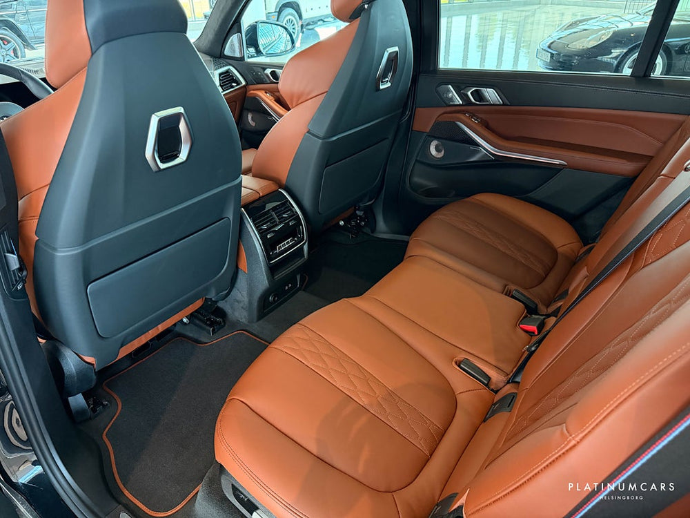 BMW X7 M Sport Pro Exclusive | B&W | 23" | Massage | Se Spec