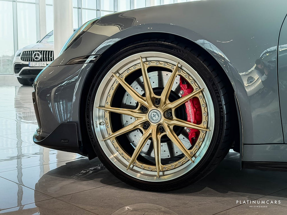 Porsche 992 992 GTS / Lyft / HRE / 18-vägs / BOSE / Sv.såld