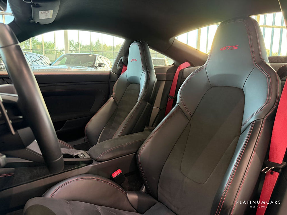 Porsche 992 992 GTS / Lyft / HRE / 18-vägs / BOSE / Sv.såld