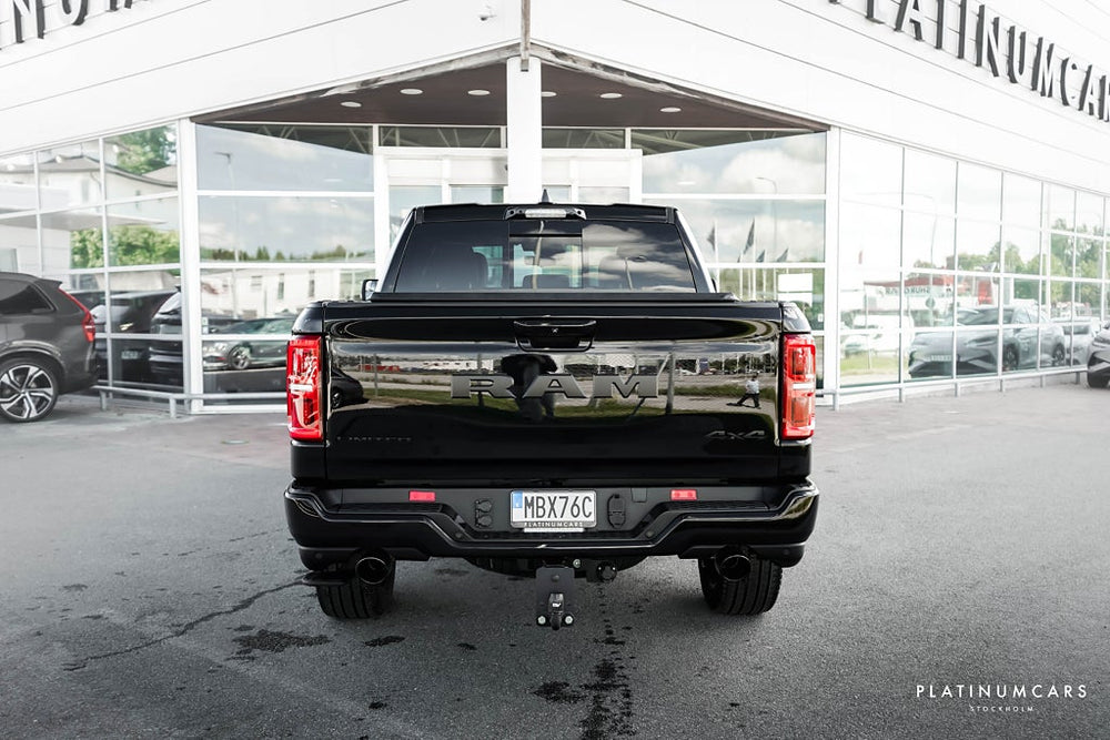 RAM 1500 Limited Rambox Night 2026 / LEASEBAR