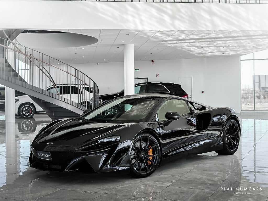 McLaren Artura 680hk / Sv.såld / Technology / B&W / Låga mil