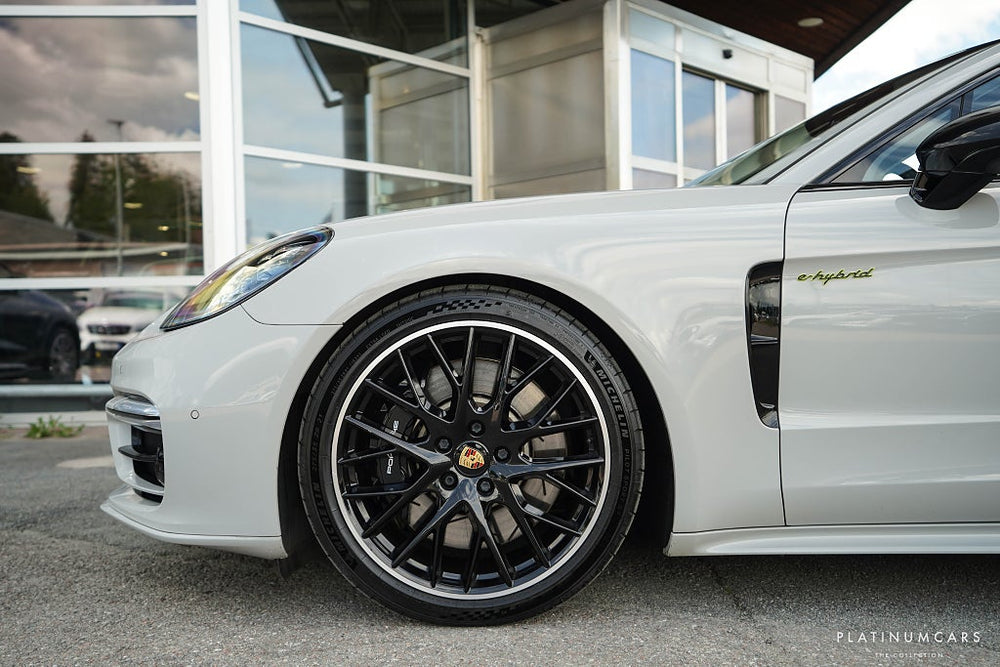 Porsche Panamera 4S E-Hybrid PDK 560HK / SportDesign / 18-vägs / SE SPEC