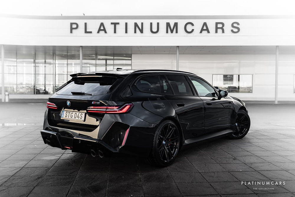 BMW M5 Touring xDrive 727hk / LEASEBAR / Sv.såld / SPEC