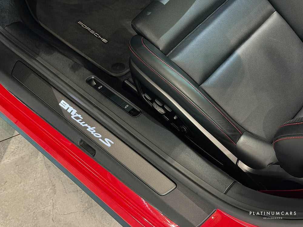 Porsche 911 Turbo S 992 Cabriolet 650hk / Sv.såld / LEASEBAR / Burmester