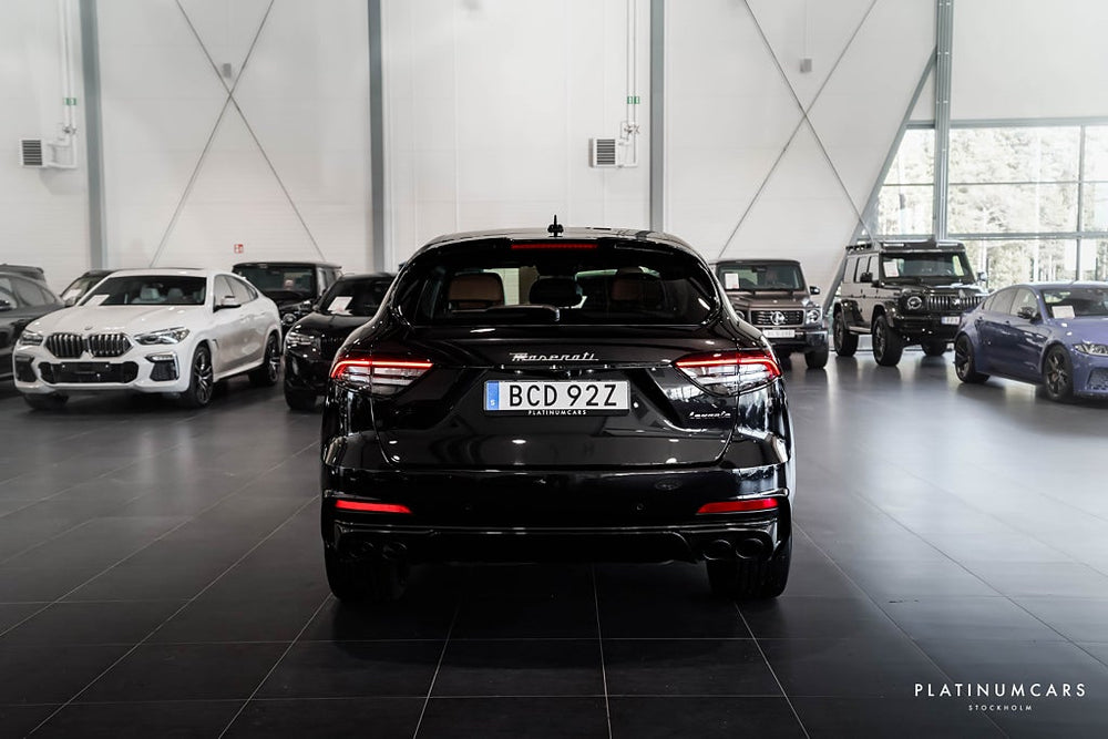 Maserati Levante V8 Ultima 580hk Limited 1 of 103 / LEASEBAR / Carbon
