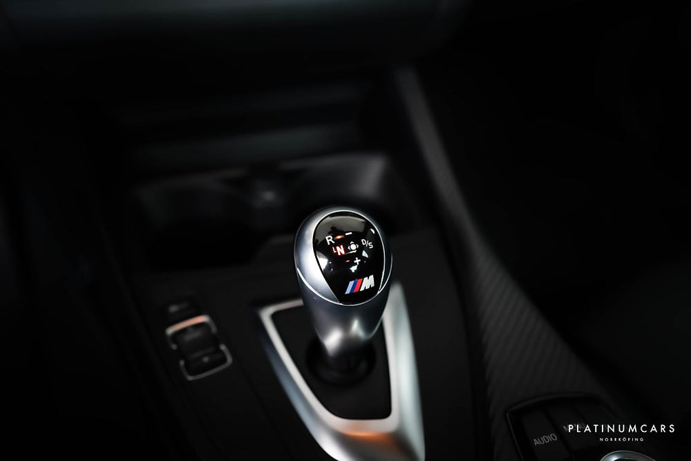 BMW M2 DCT 370hk / Sv.såld / Taklucka / H&K / Kolfiber