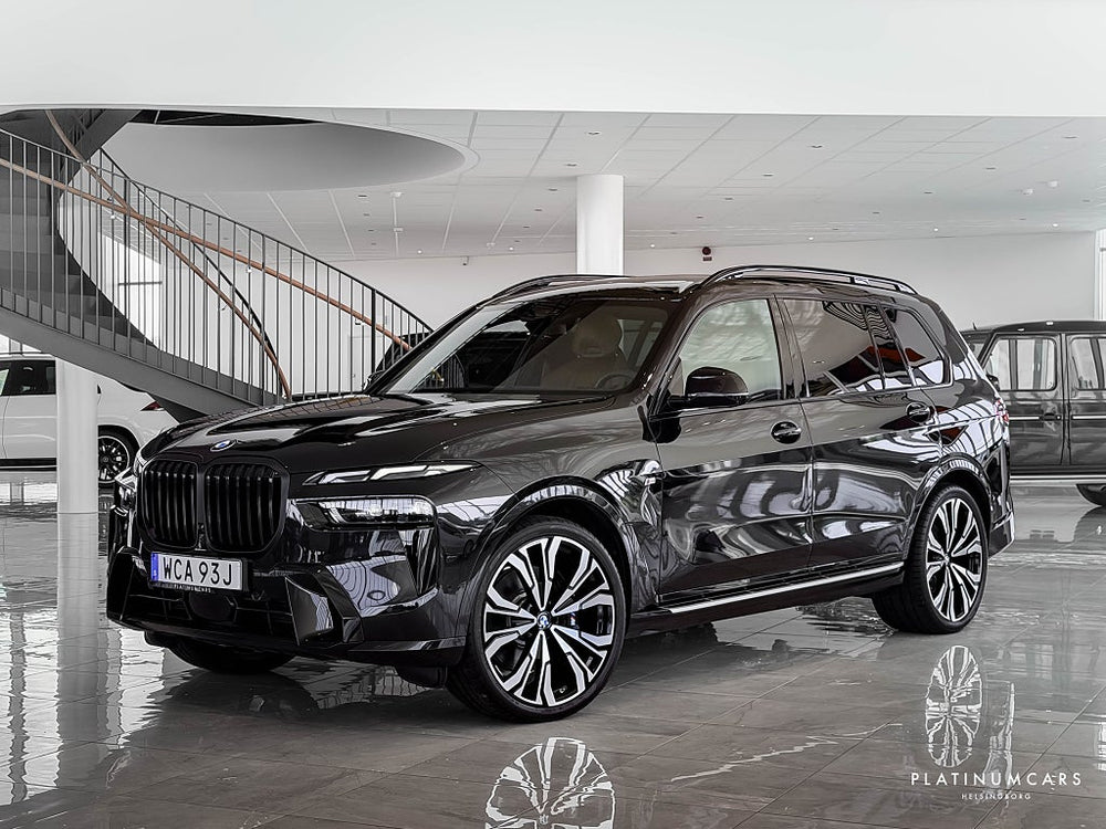 BMW X7 M Sport Pro Exclusive | B&W | 23" | Massage | Se Spec