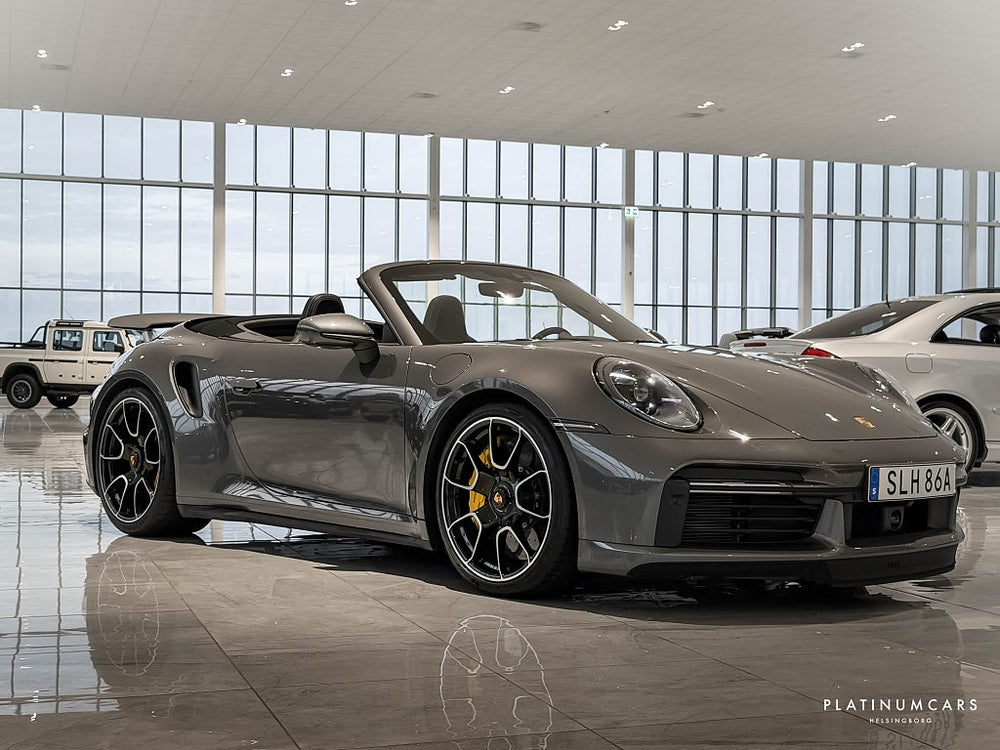Porsche 911 Turbo S Cab PDK 650hk / Sv.såld / Burmester / Lift