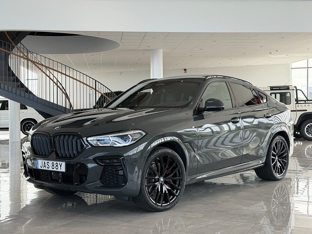 BMW X6 xDrive30d M Sport 286hk / Laser / Pano / H&K / SE SPEC
