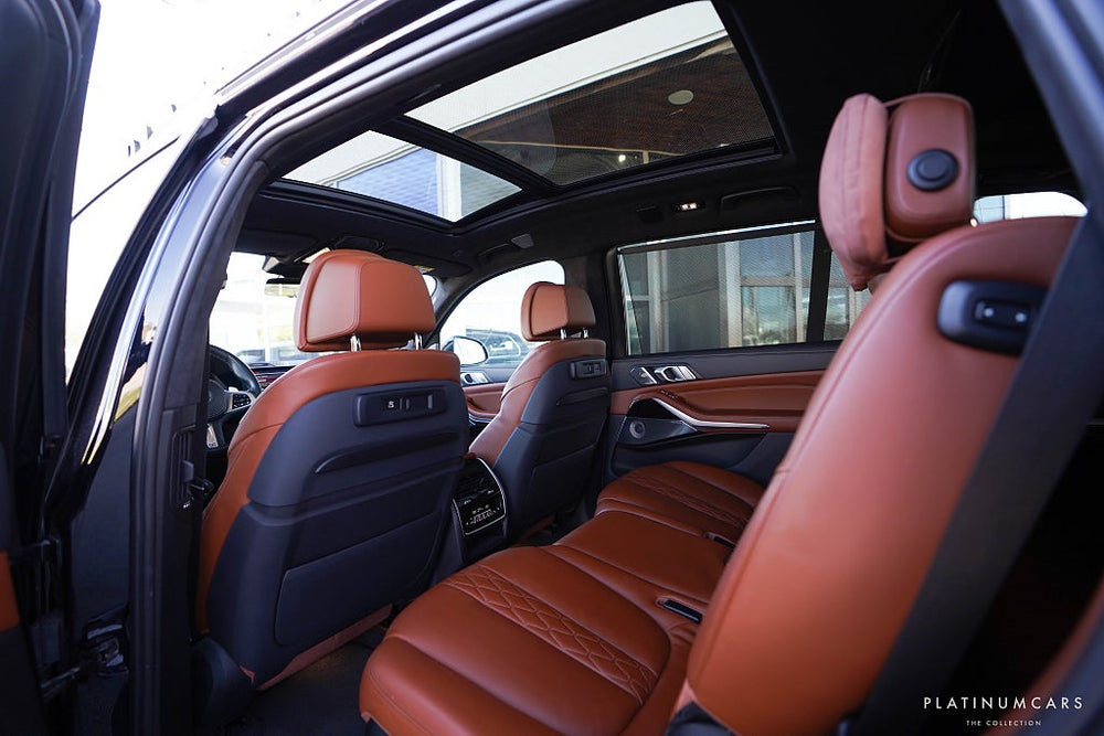 BMW X7 xDrive30d M Sport / Individual / B&W / Sky Lounge