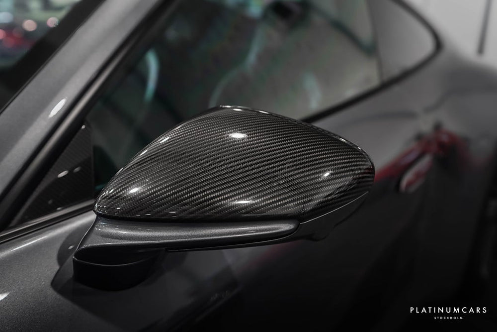 Porsche 911 Carrera 4 GTS 992.2 4 GTS 541hk / SportDesign Carbon / SE SPEC!