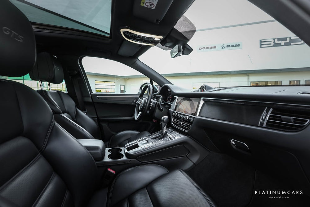 Porsche Macan GTS PDK 380hk / Sv.såld / Pano / 18-vägs / Värmare