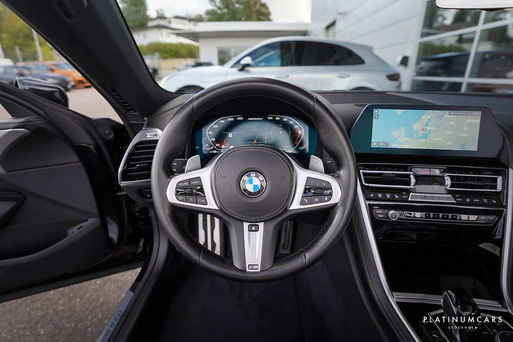 BMW M850i xDrive Cab 530hk / Carbon Core / H&K / Soft Close /