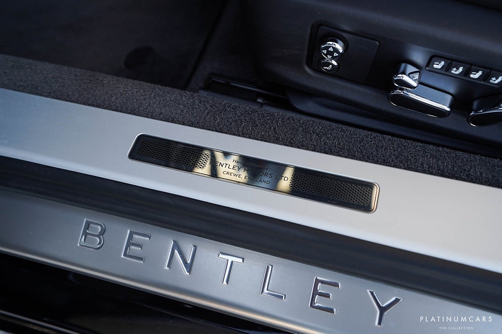 Bentley Continental GTC 4.0 V8 549hk / Kolfiber / Sv.Såld / Massage