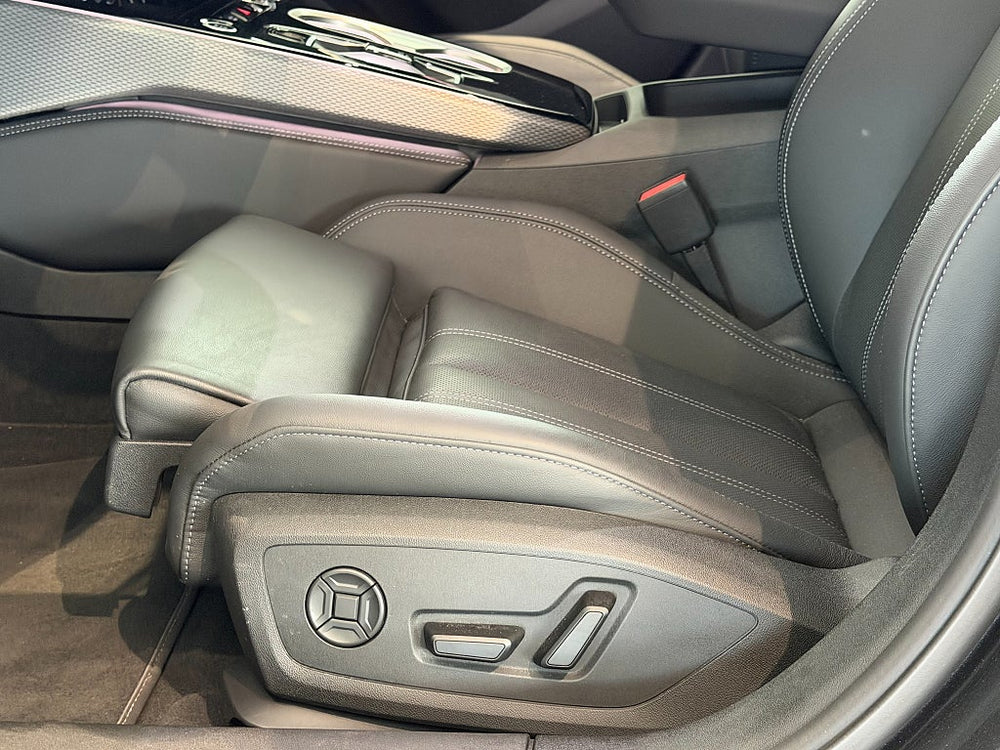 Audi A6 Avant 2.0 TDI quattro 204hk / S-Line / Tech Pro / Drag