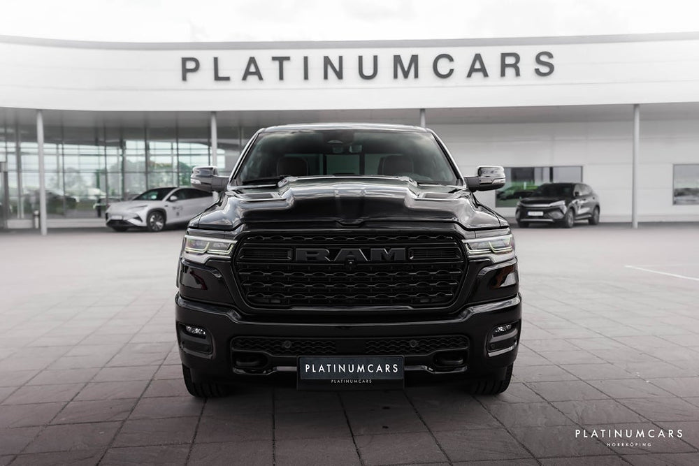 RAM 1500 Limited Rambox Night 2026 / LEASEBAR