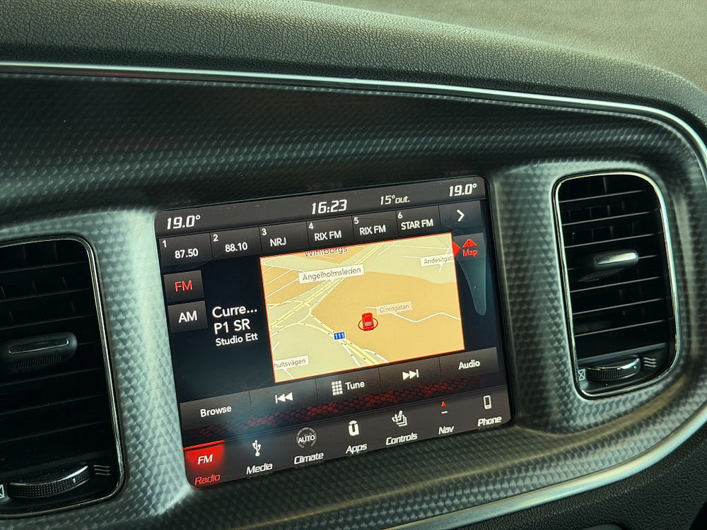 Dodge Charger SRT HELLCAT 6,2L HEMI 717hk / HiFi / Backkamera / Navi