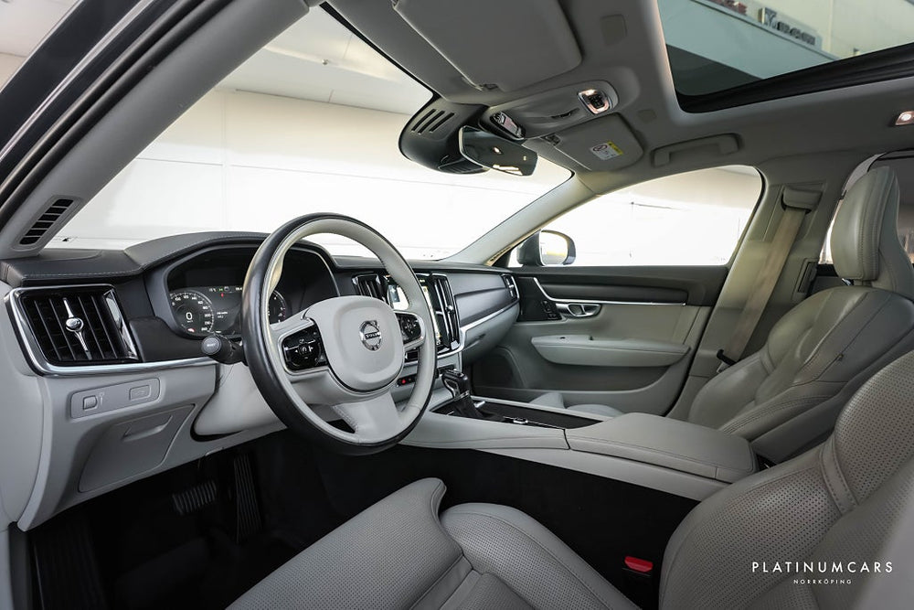 Volvo V90 Cross Country D5 AWD Advanced 235hk / Pano / H&K / 360 / VOC
