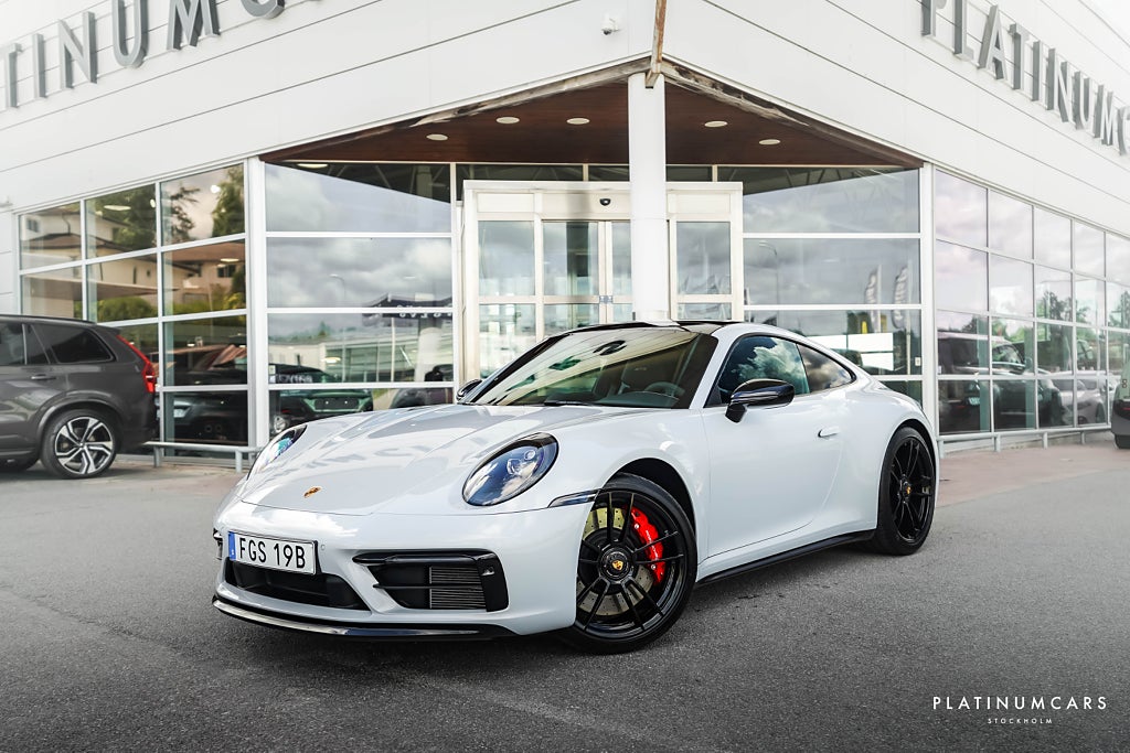 Porsche 911 992 Carrera GTS 480hk / Skalstolar / Kolfiber / Manuell