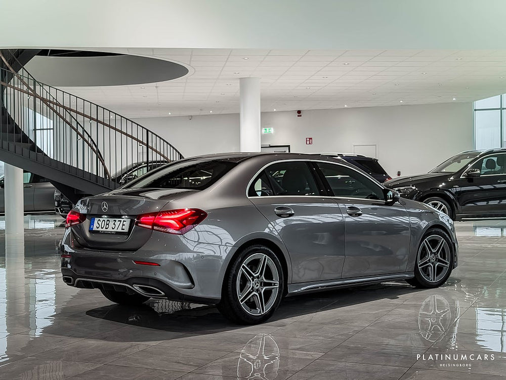 Mercedes-Benz A 220 Sedan AMG Line 190hk / CarPlay / Kamera