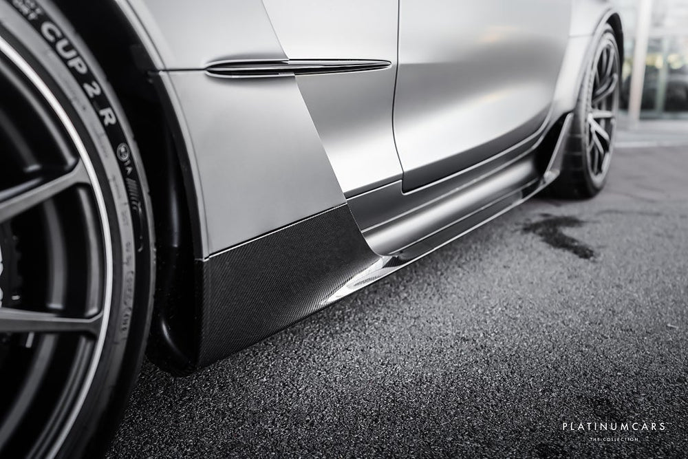 Mercedes-Benz AMG GT BLACK SERIES 730HK / Carbon / Sv.såld