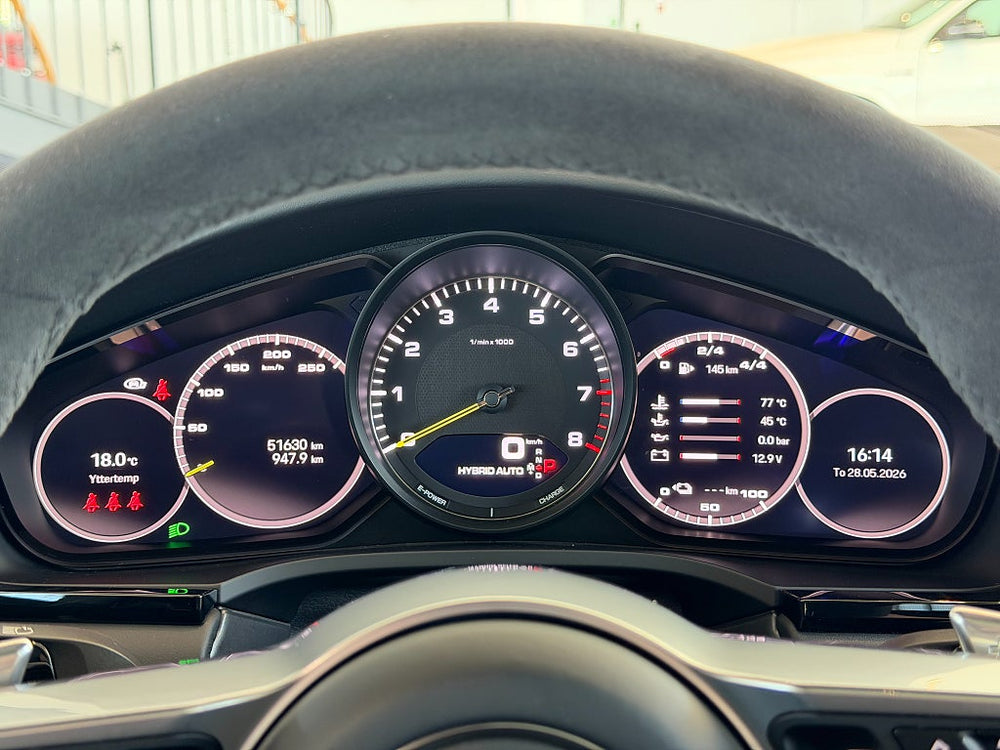 Porsche Cayenne E-Hybrid 462 hk / PLATINUM / PASM / PDLS / 360° / PANO