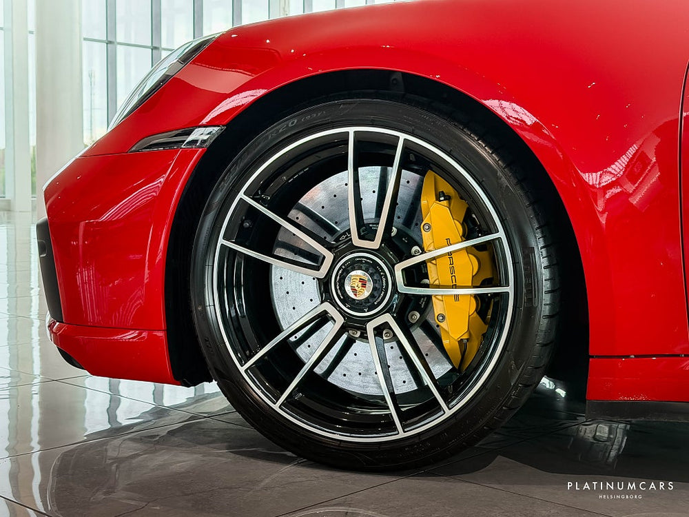 Porsche 911 Turbo S 992 Cabriolet 650hk / Sv.såld / LEASEBAR / Burmester