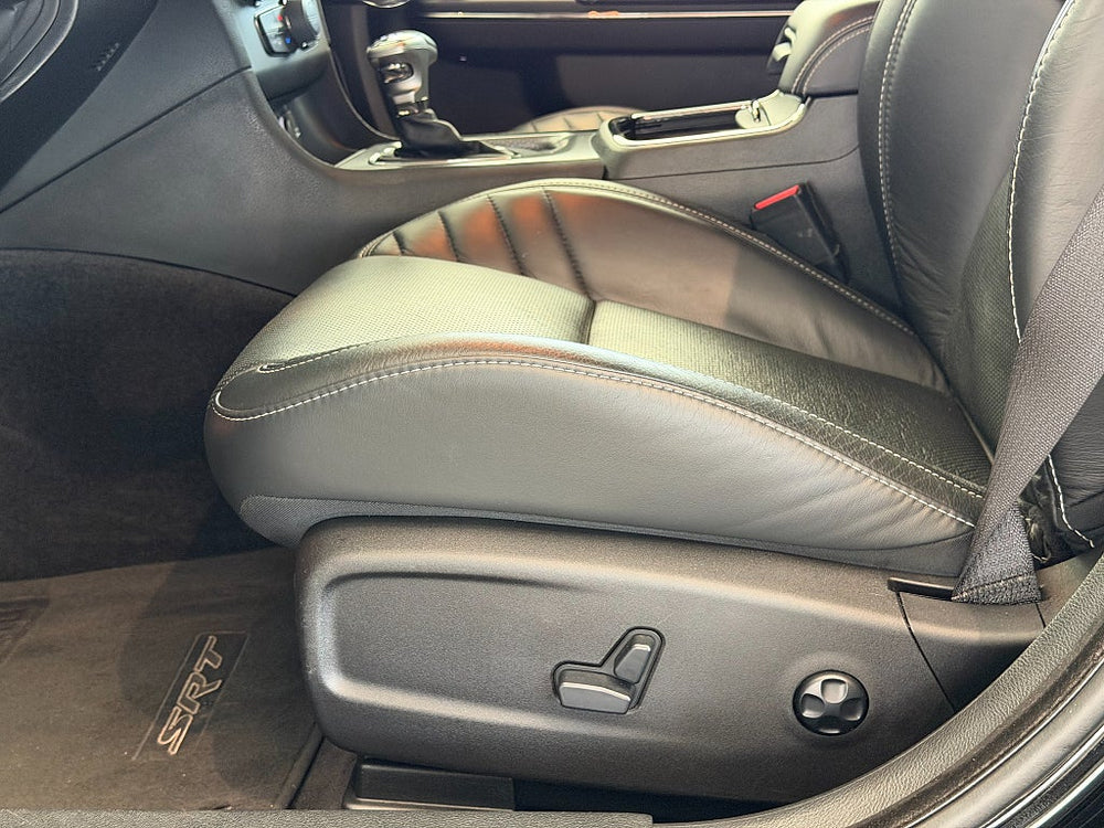 Dodge Charger SRT HELLCAT 6,2L HEMI 717hk / HiFi / Backkamera / Navi