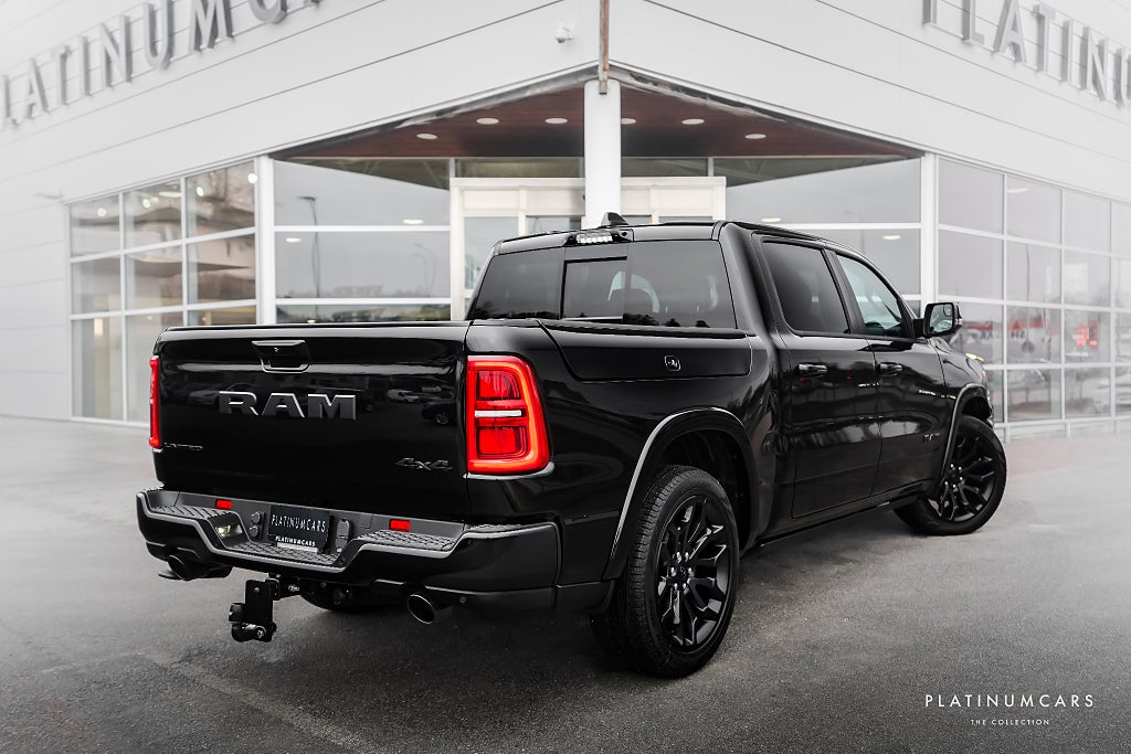 RAM 1500 Limited Rambox Night 2025 / OMG LEV /LEASEBAR