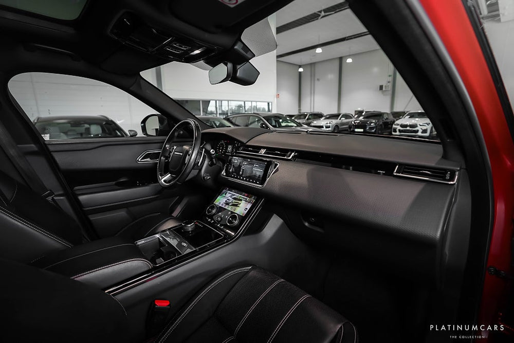 Land Rover Range Rover Velar Velar D180 AWD R-Dynamic / Meridian / Pano / Värmare