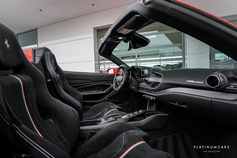 Ferrari F8 Tributo Spider 720hk 2023 / PPF / Kolfiber / SE SPEC