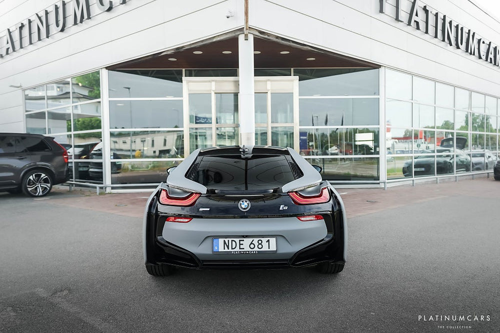 BMW i8 Coupé / Sv.Såld / Laser / H&K