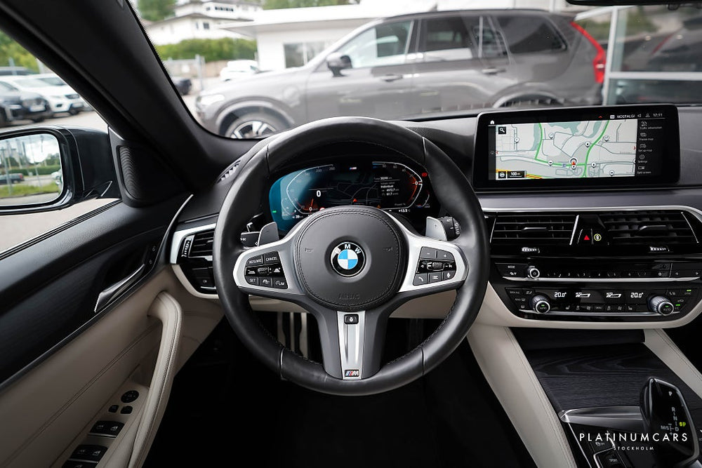 BMW 520d Touring M Sport 190hk / Sv.såld / Drag / LEASEBAR