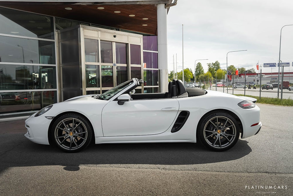Porsche 718 Boxster PDK / Sport Chrono / Sport-Avgas / Sv.Såld