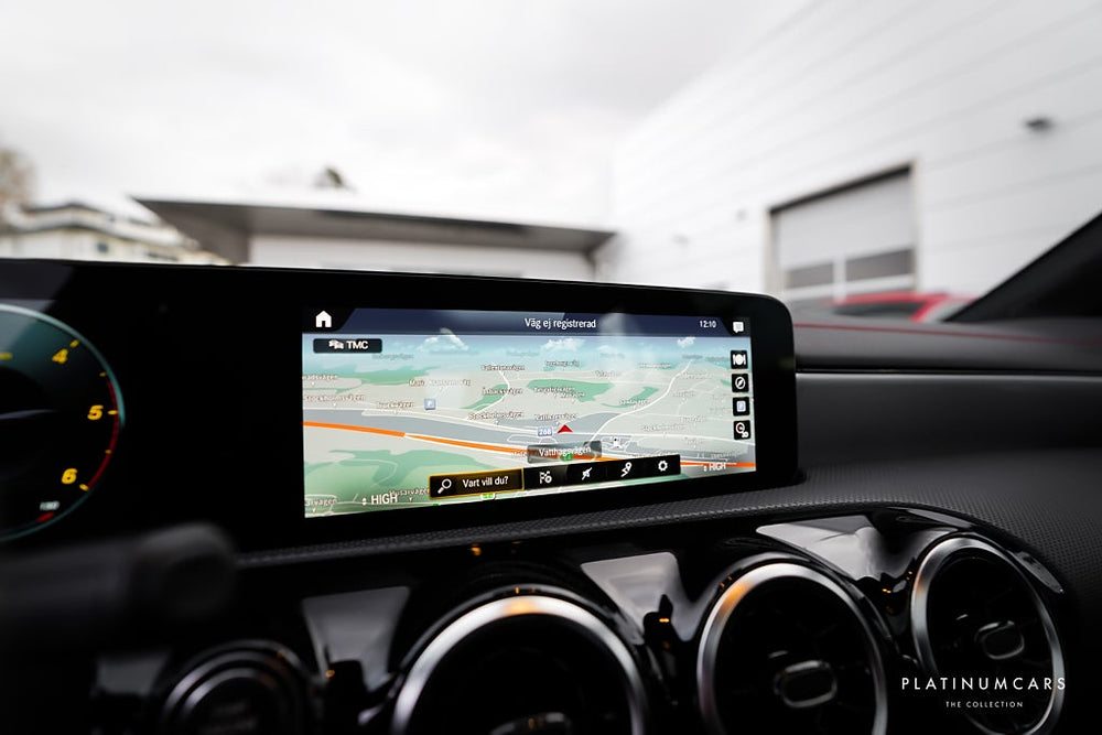 Mercedes-Benz CLA 200 d AMG Shooting Brake / Pano / Drag